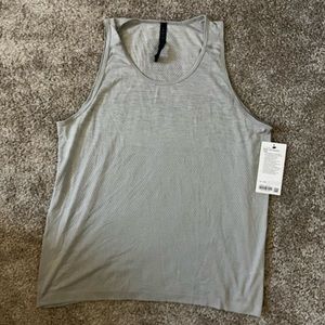 Lululemon breathable tank